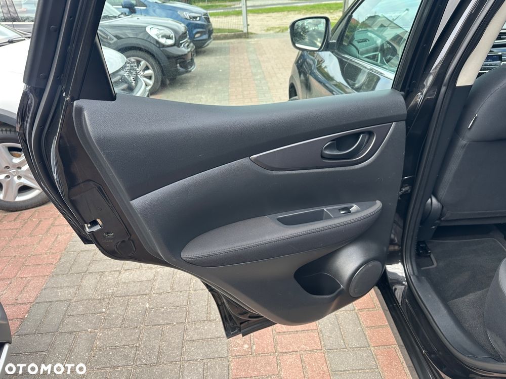 Nissan Qashqai 1.2 DIG-T N-Connecta - 17