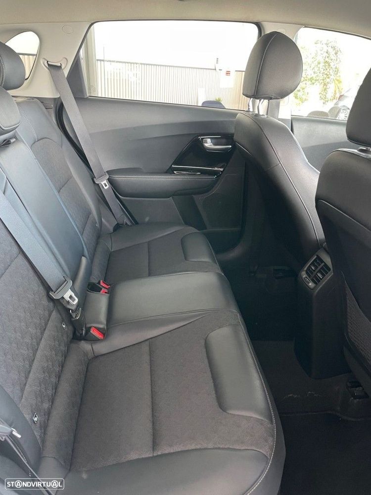 Kia Niro 1.6 GDi HEV Drive - 22