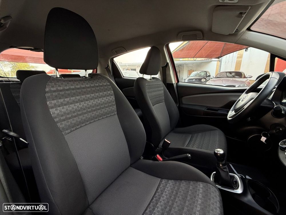 Toyota Yaris - 7