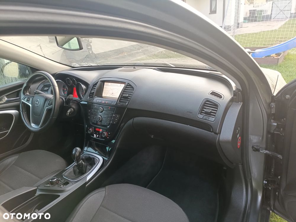 Opel Insignia - 14