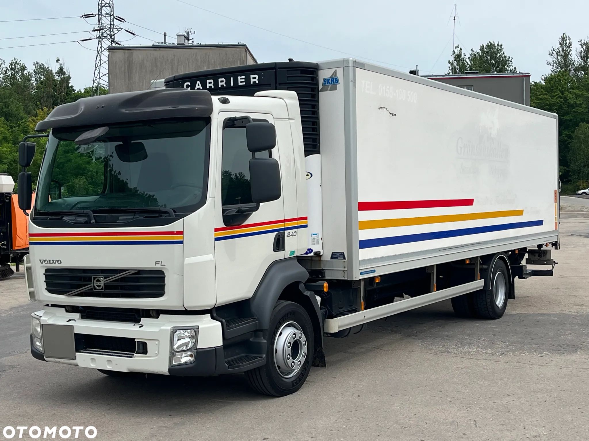 Volvo FL240 4X2 CHŁODNIA CARRIER WINDA18EP - 1