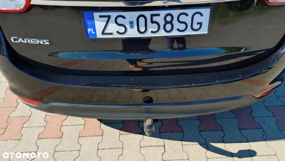 Kia Carens 1.7 CRDi XL 7os - 12