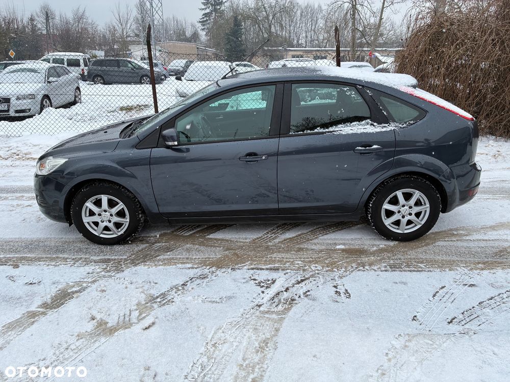 Ford Focus 1.6 16V Ambiente - 4