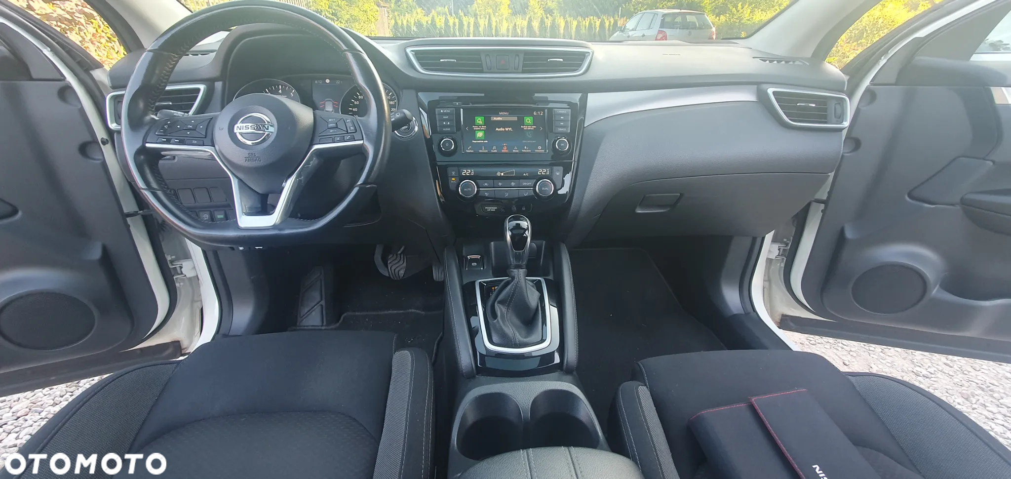 Nissan Qashqai 1.3 DIG-T Acenta DCT - 16