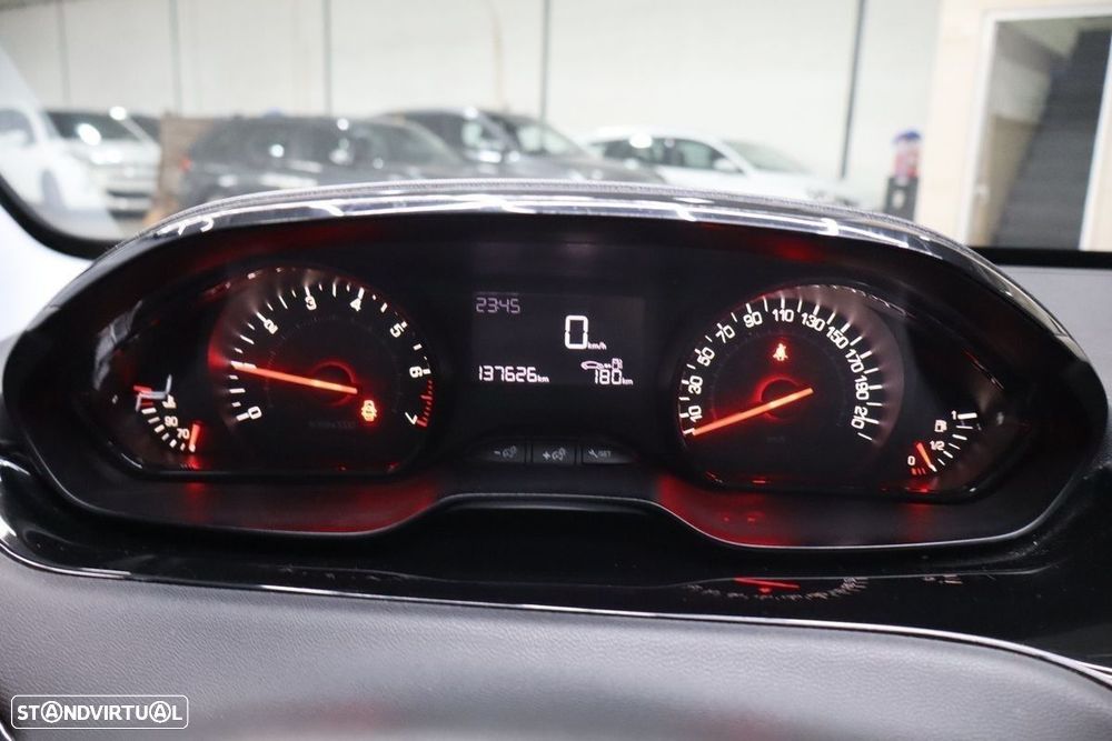 Peugeot 208 68 VTI Access - 23