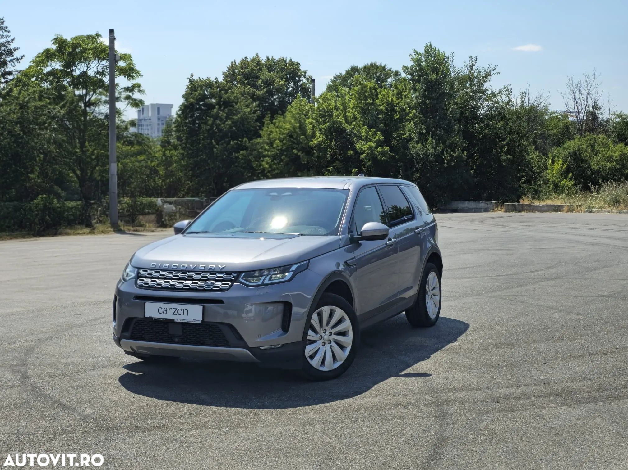 Land Rover Discovery Sport 2.0 D165 MHEV SE - 1