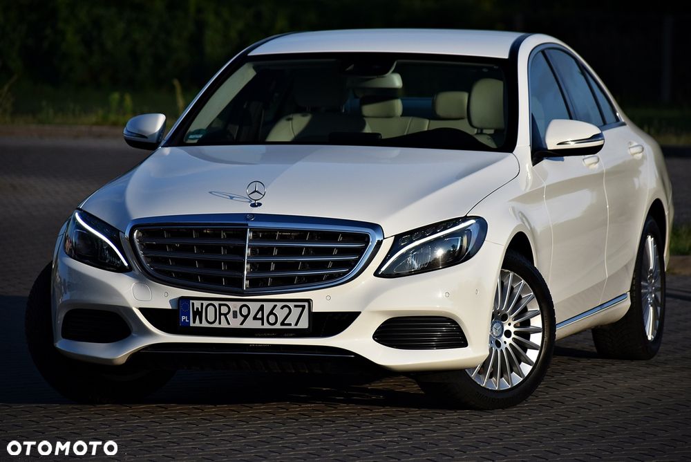 Mercedes-Benz Klasa C 180 9G-TRONIC Exclusive - 2