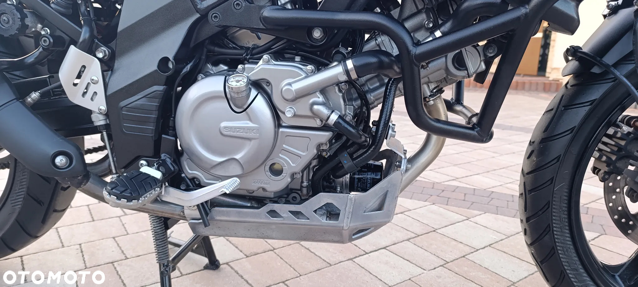 Suzuki V-STROM - 26