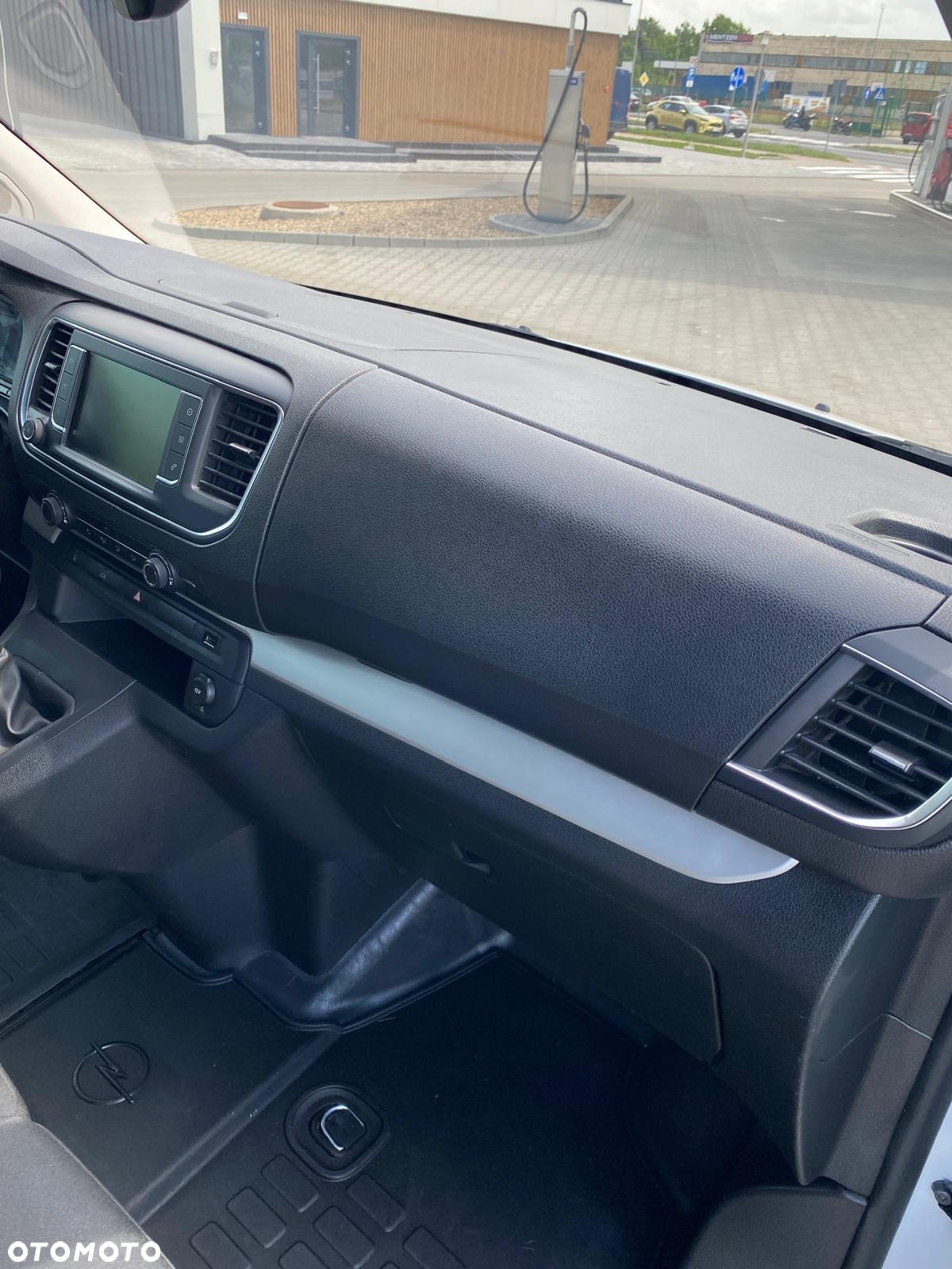 Opel Vivaro - 20