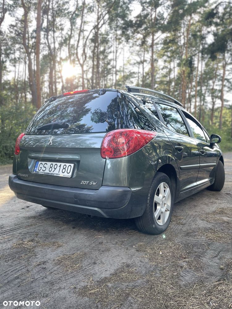 Peugeot 207 - 4