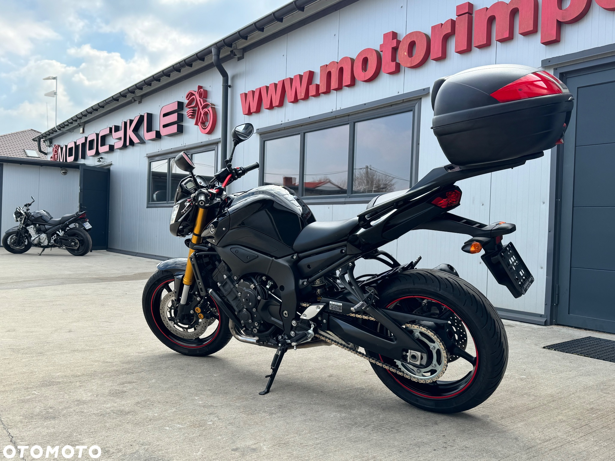 Yamaha FZ8 - 24