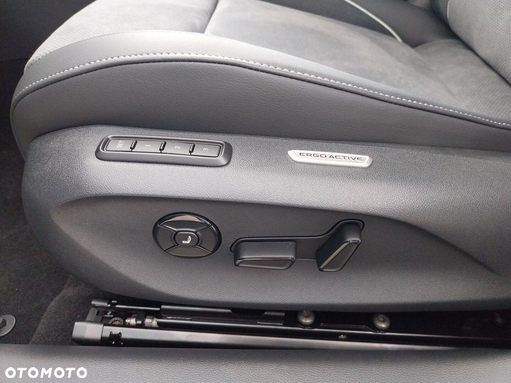 Volkswagen Passat Variant 2.0 TSI Business Plus DSG - 15