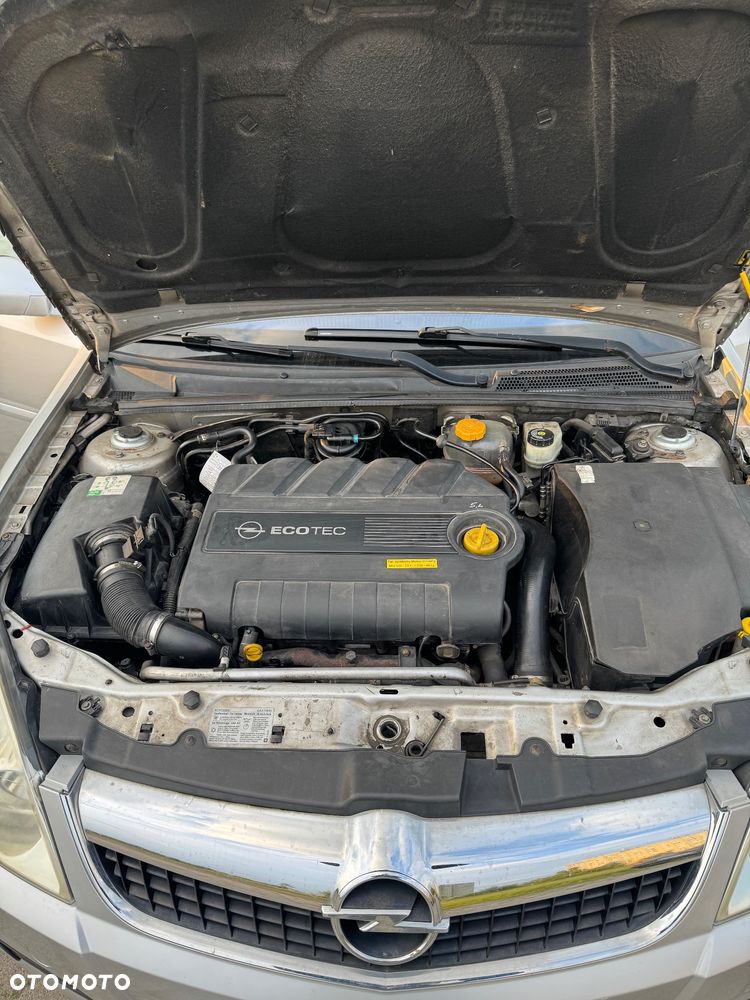 Opel Vectra 1.9 CDTI - 8