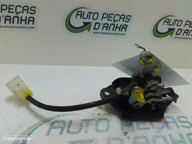 Fecho Da Mala Nissan Largo (C23) - 2
