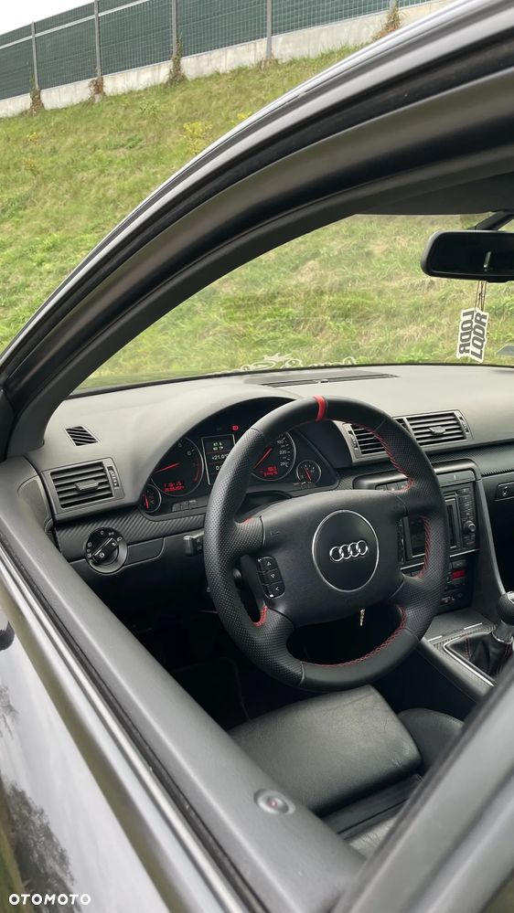 Audi A4 ver-1-8t - 5