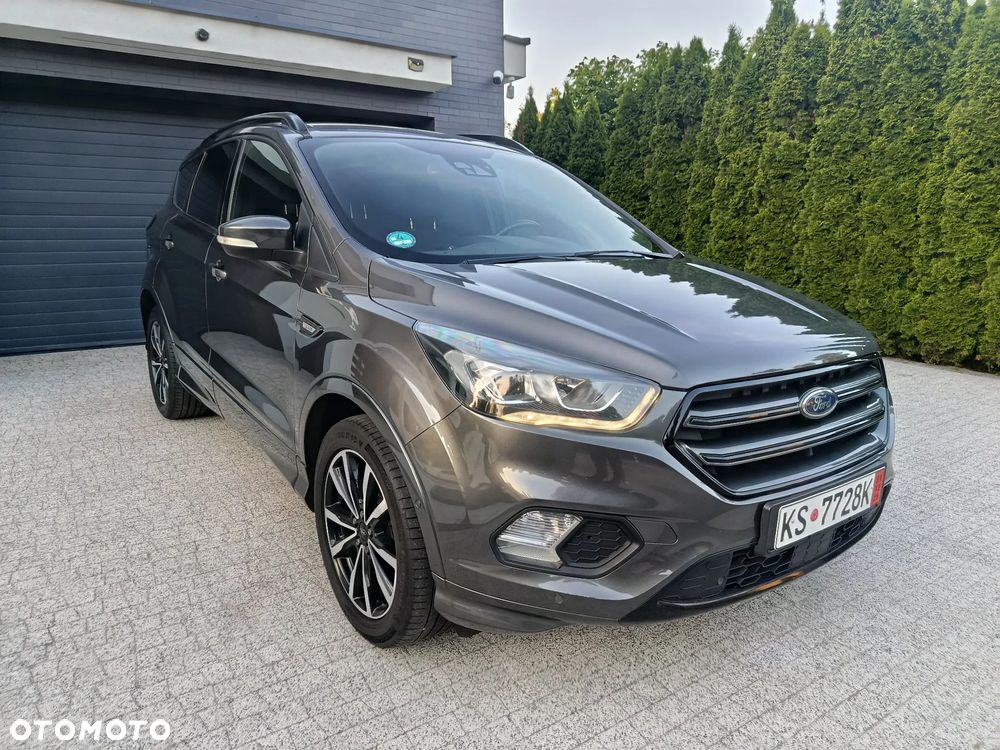 Ford Kuga 1.5 EcoBoost 2x4 ST-Line - 6