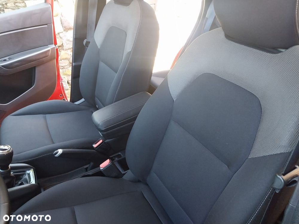 Renault Captur - 24