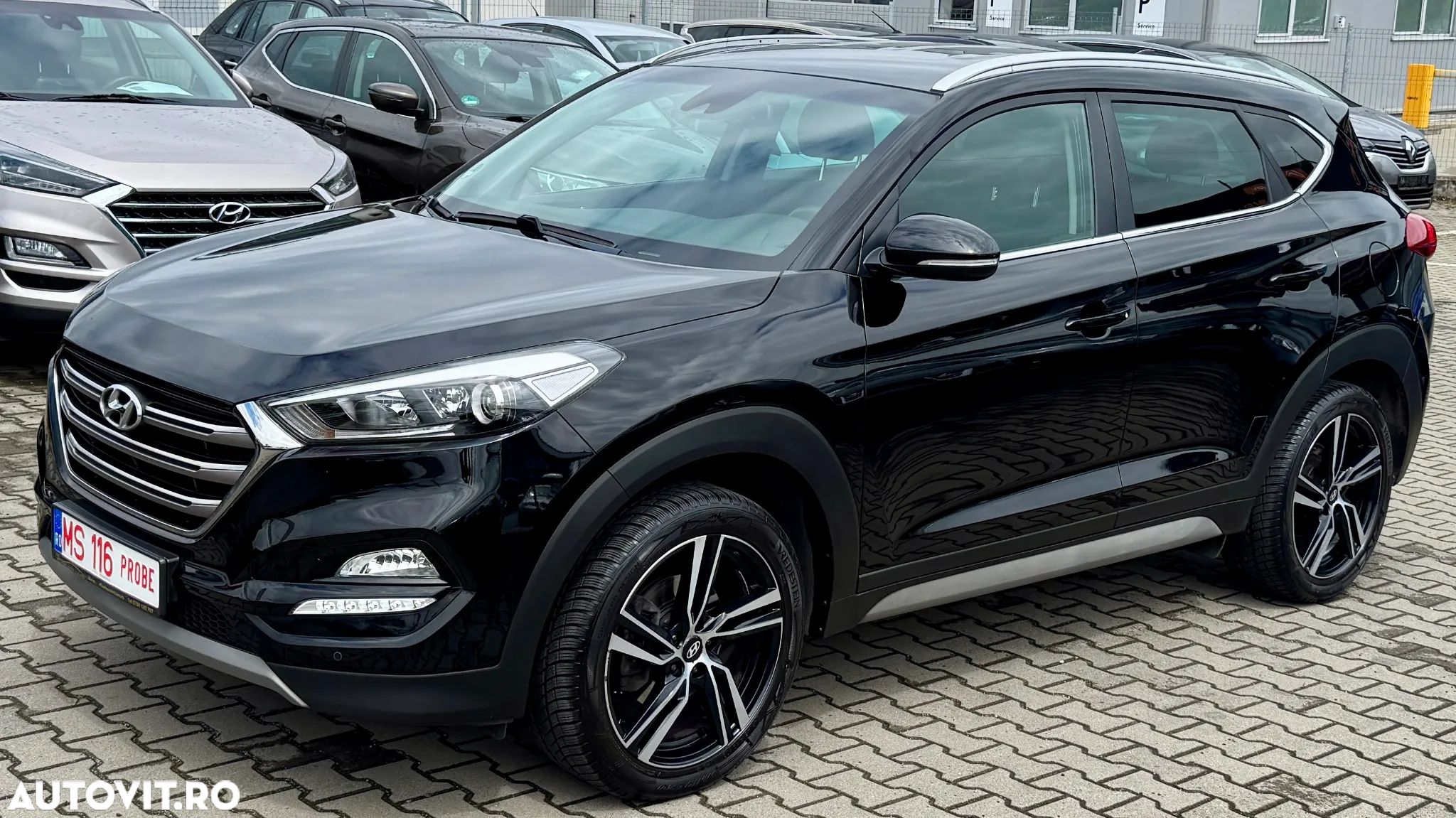 Hyundai Tucson 1.6 GDI 2WD Pure - 1
