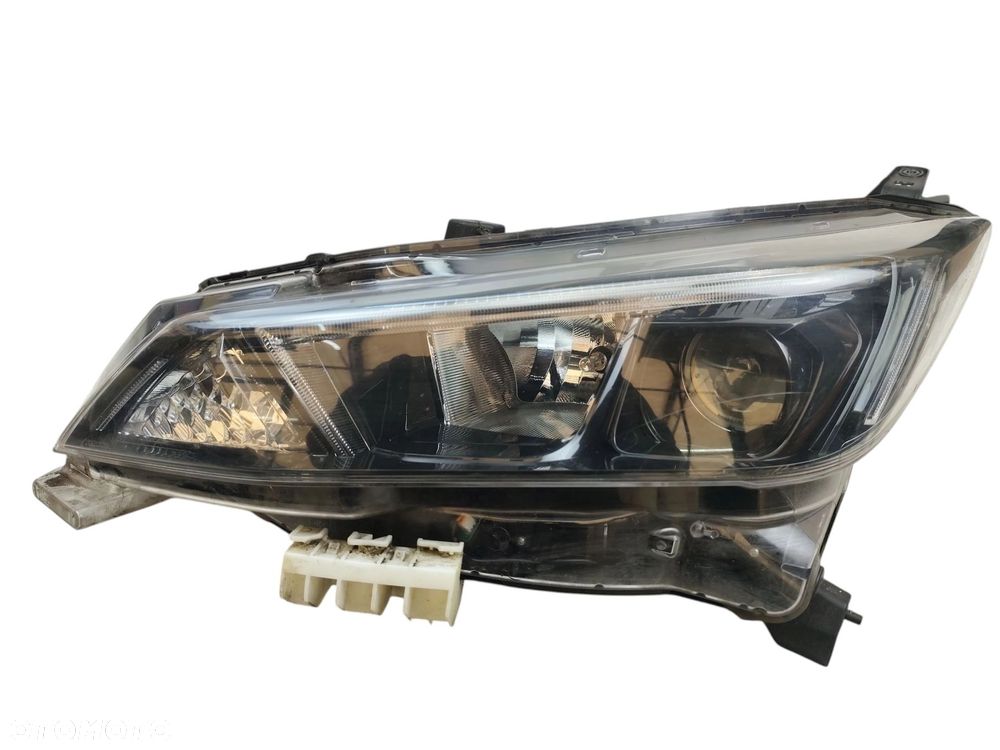 LAMPA LEWY PRZÓD NISSAN LEAF II ZE1 (2017-2025) 160kW 218KM 26060-5SJ0A - 1