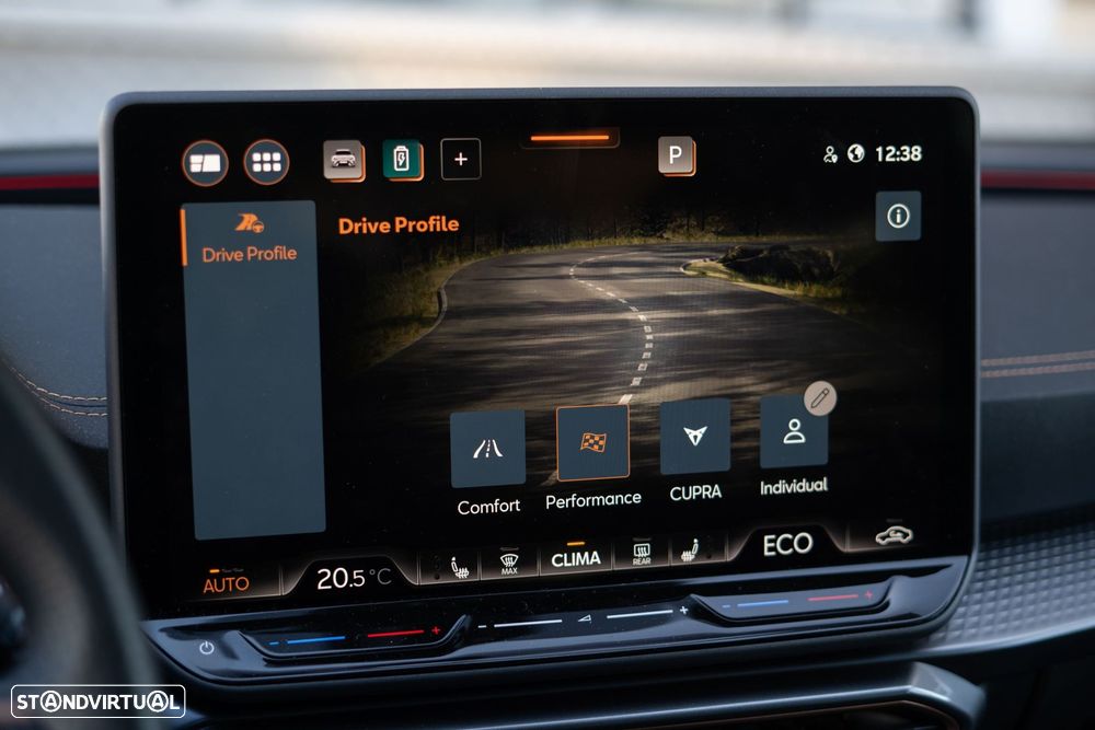 Cupra Leon ST 1.5 e-Hybrid VZ DSG - 23