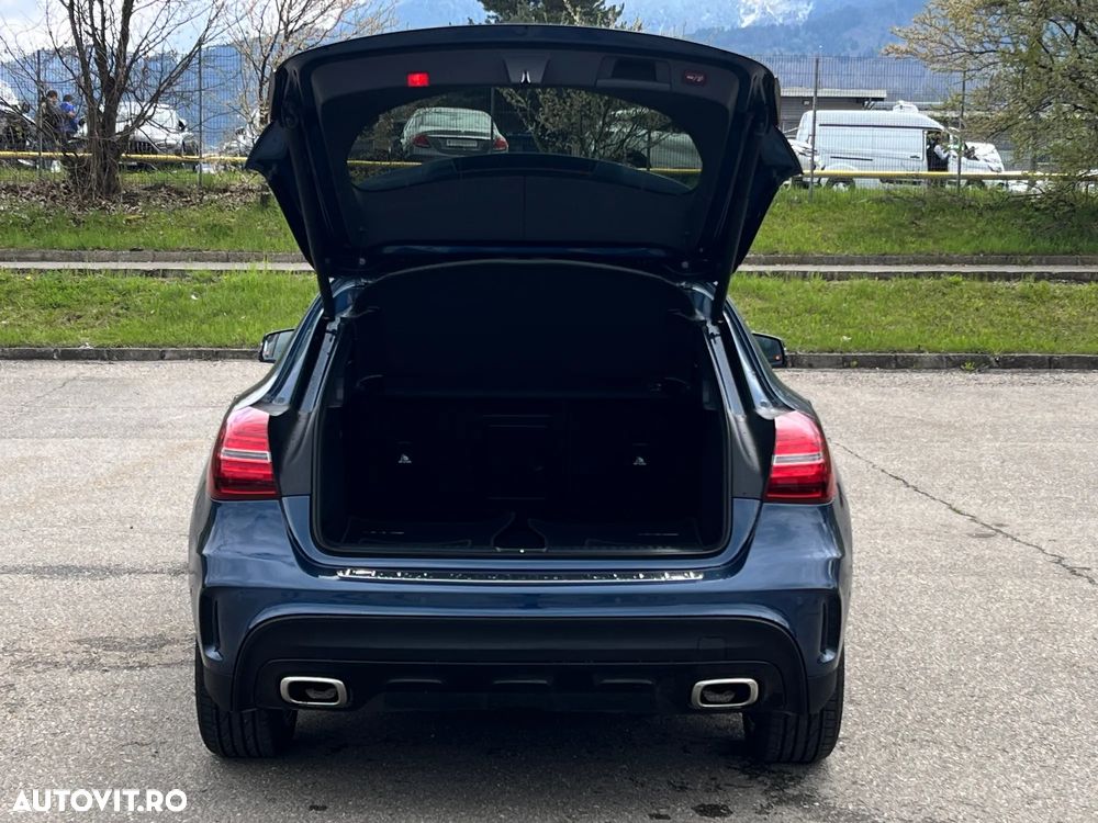 Mercedes-Benz GLA 250 4MATIC Aut. - 26