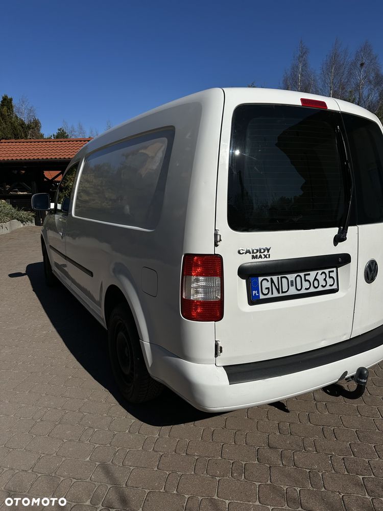 Volkswagen Caddy Maxi - 4