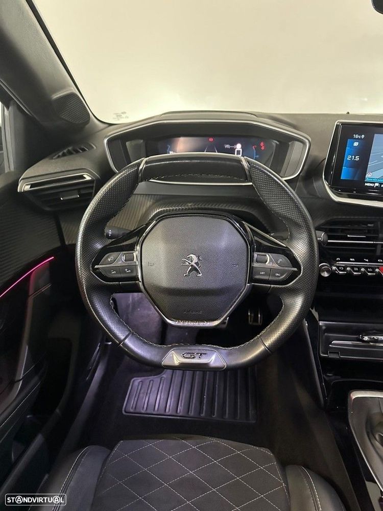 Peugeot 208 1.2 PureTech GT - 8