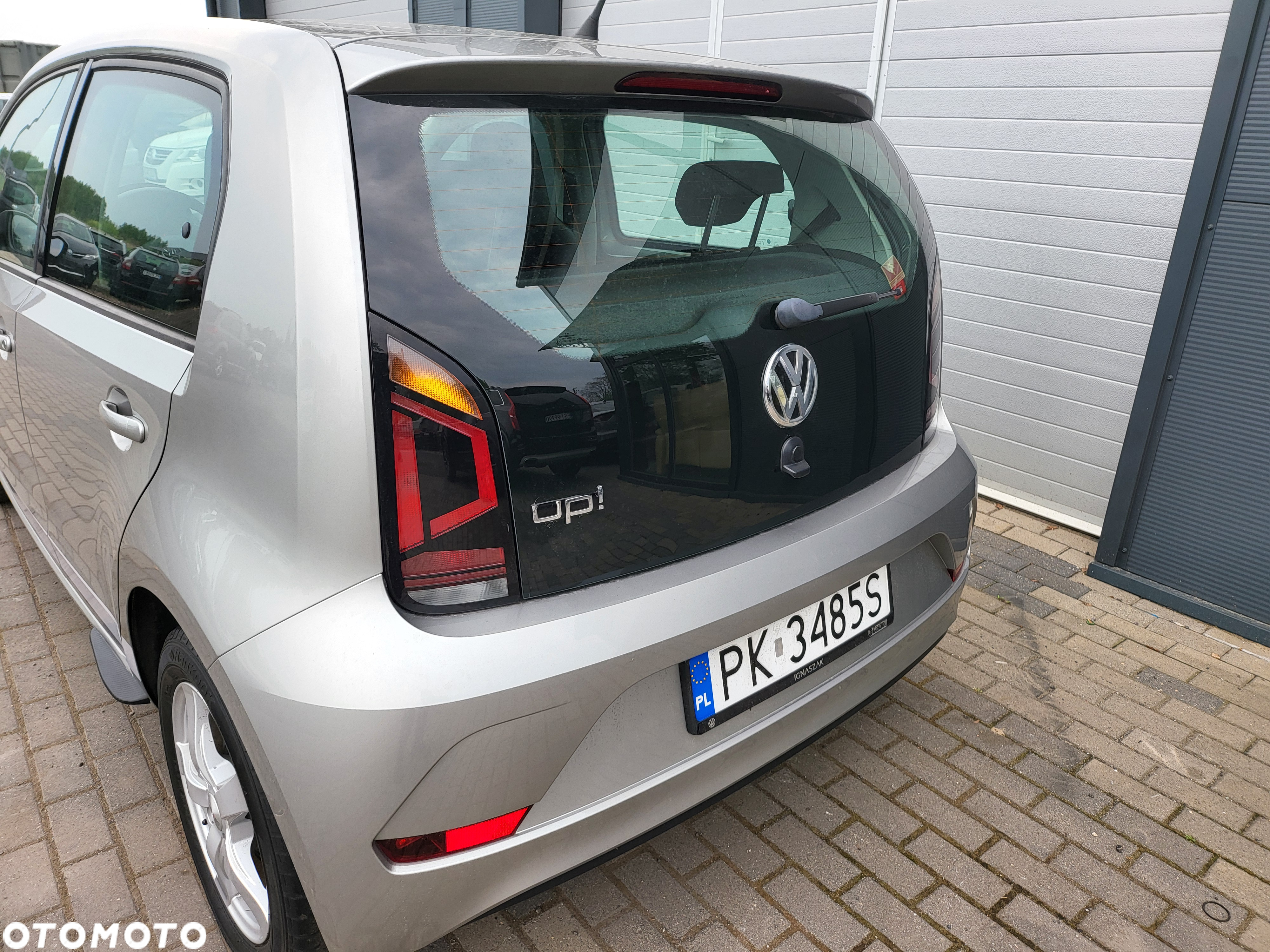 Volkswagen up! 1.0 move - 16