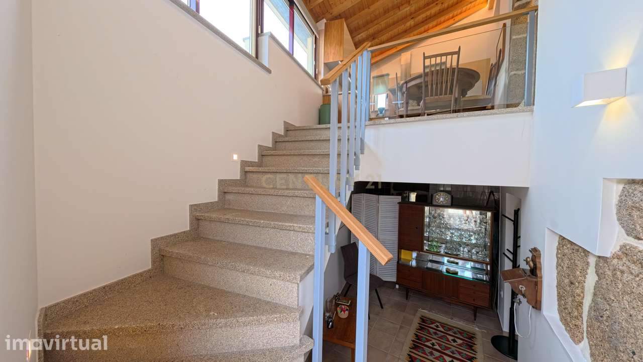 Apartamento T2 em moradia totalmente mobilado e equipado em Couto de B - Grande imagem: 3/11