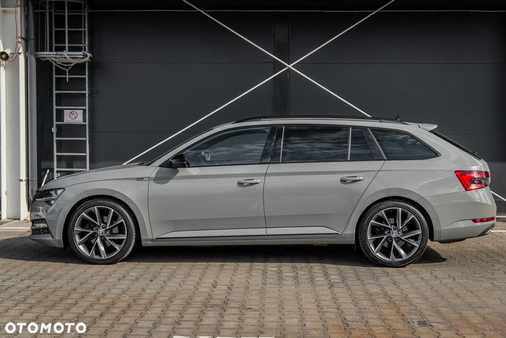 Skoda Superb Combi 2.0 TDI 4x4 DSG Sportline - 3