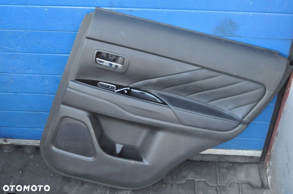 MITSUBISHI OUTLANDER III PRZEKŁADKA WNĘTRZA FOTELE KANAPA BOCZKI SKÓRA - 9