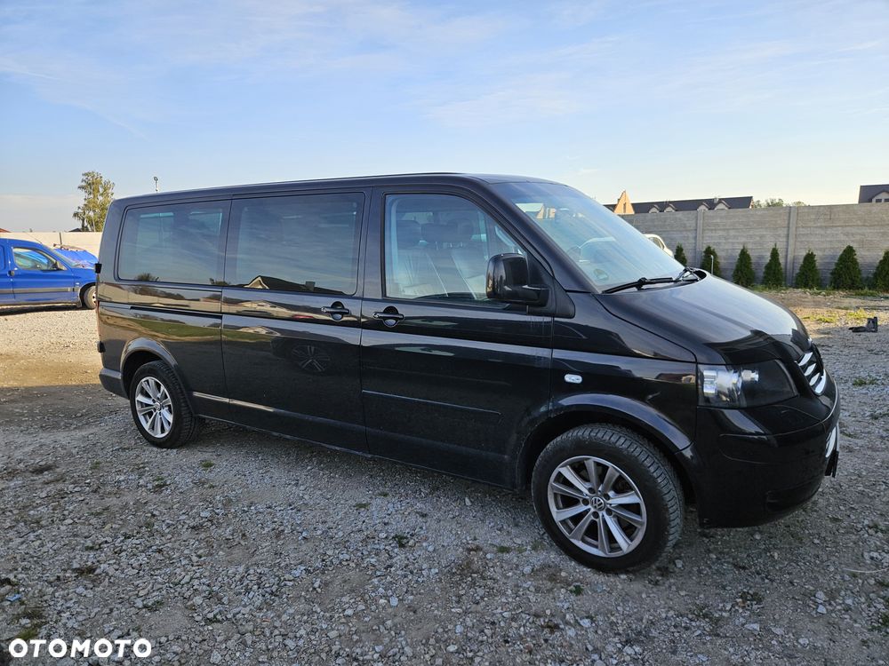 Volkswagen Caravelle - 7
