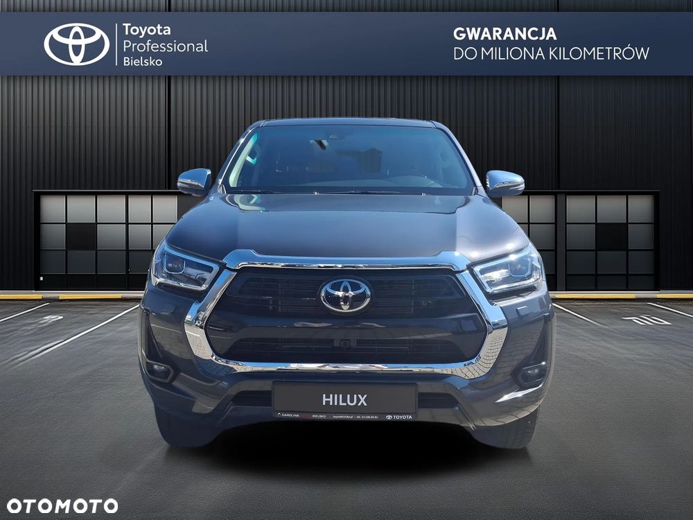 Toyota Hilux - 3