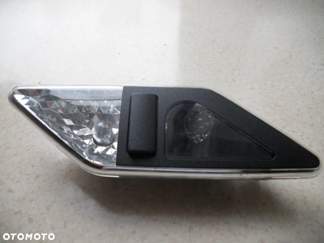 LAMPA LAMPKA lampki oświetlenia wnętrza BMW 3 seria E46 coupe i lim - 7