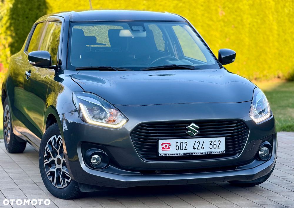 Suzuki Swift 1.0 T Premium Plus - 3
