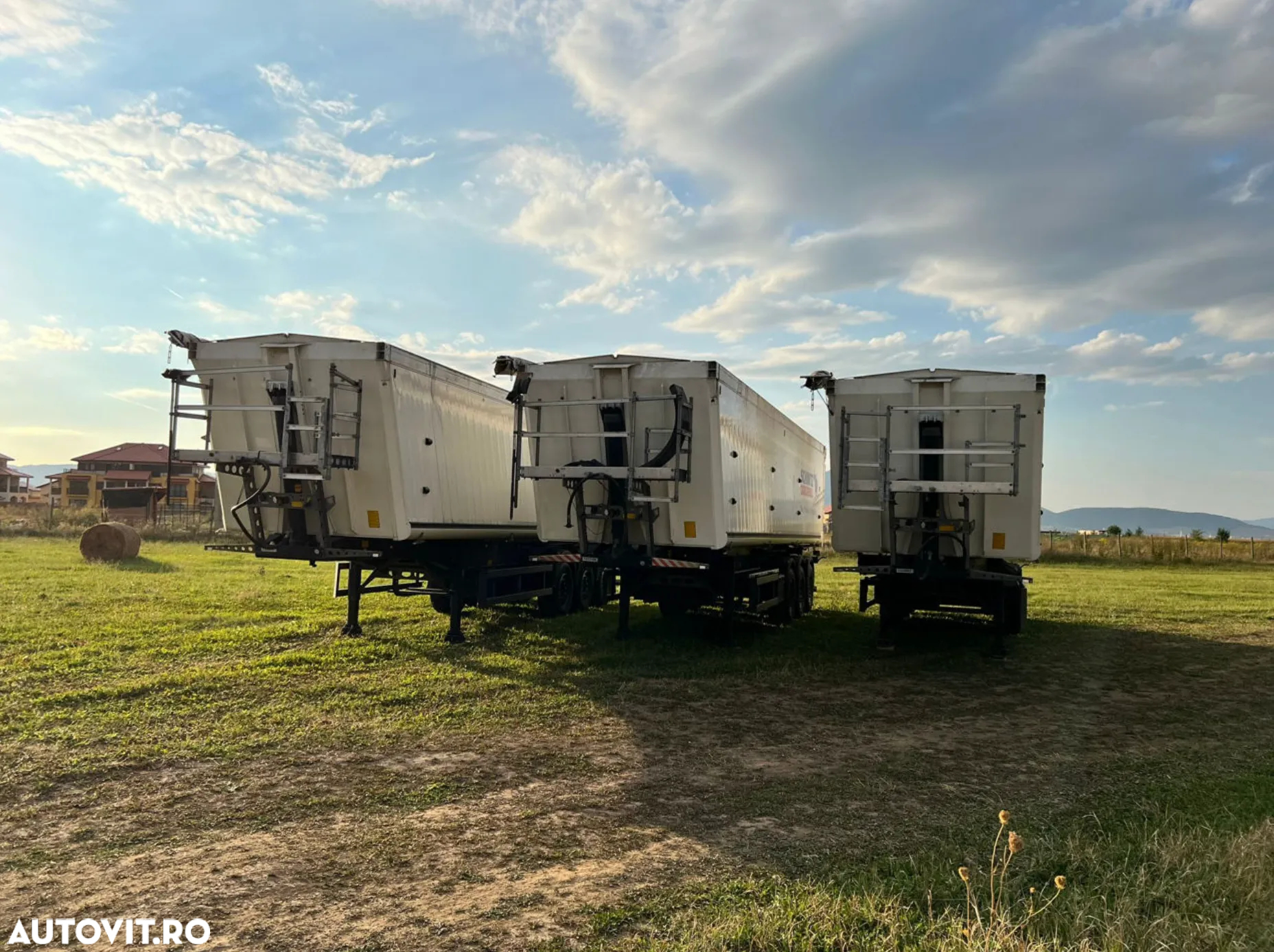 Stas S300CX 10CANN si Schmitz Cargobull SCB*S3D 10VLN - 12