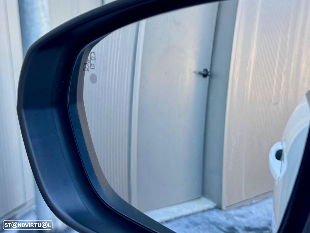 Peugeot 3008 1.6 BlueHDi Allure EAT6 J18 - 34