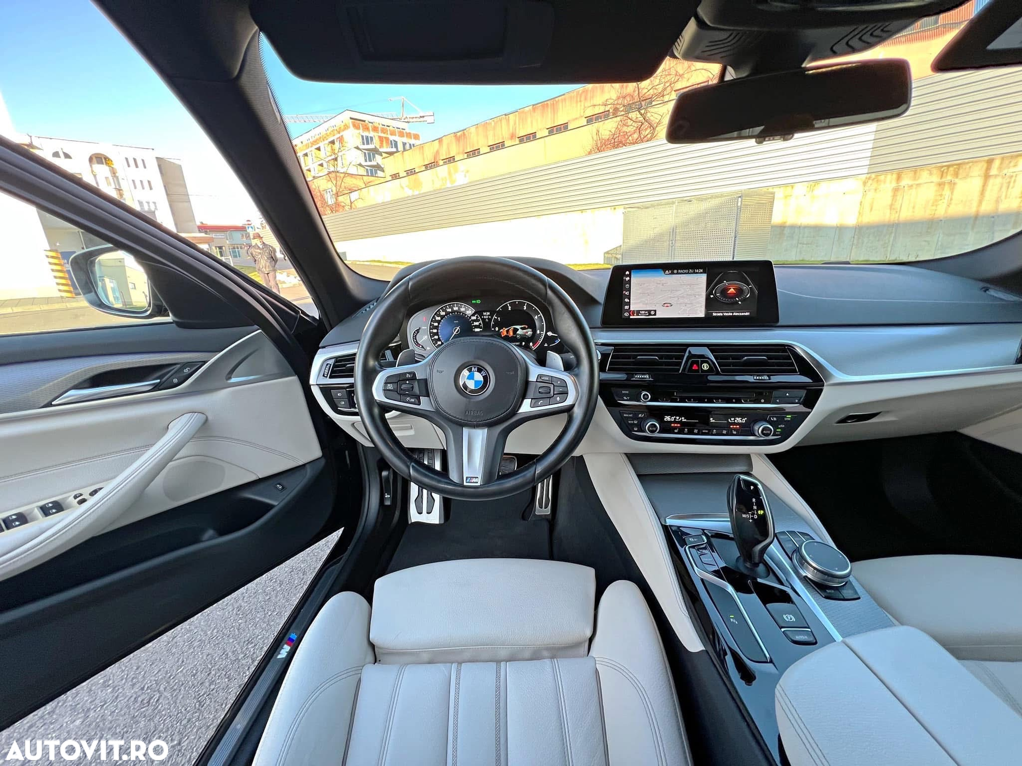 BMW Seria 5 520d Aut. M Sport Edition - 14