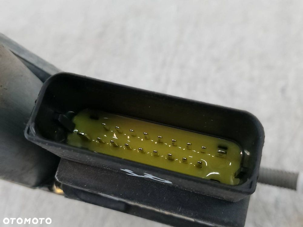 PODNOŚNIK SZYBY PRAWY TYŁ SKODA OCTAVIA I 101450-201 - 4