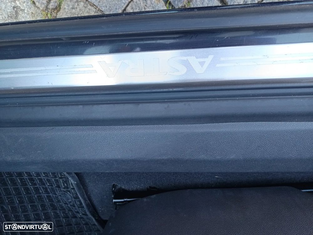 Opel Astra GTC 1.7 CDTI DPF Cosmo - 15