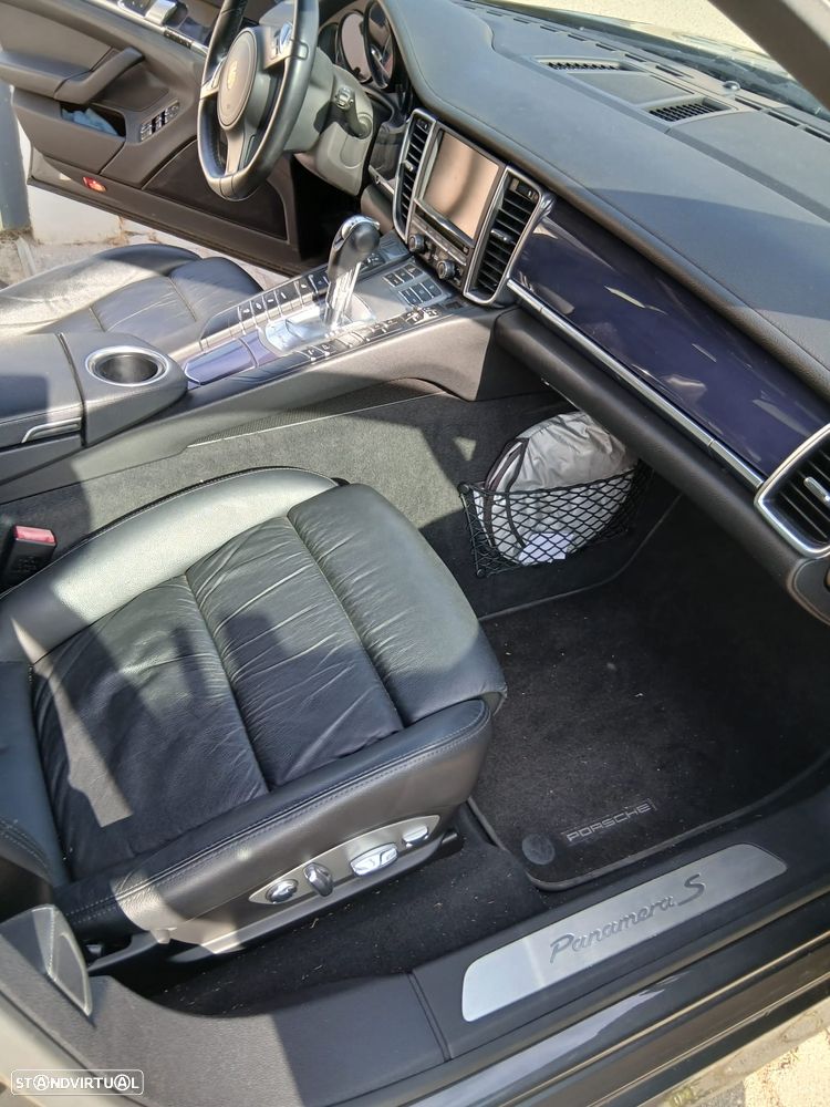 Porsche Panamera S Hybrid J19 - 2