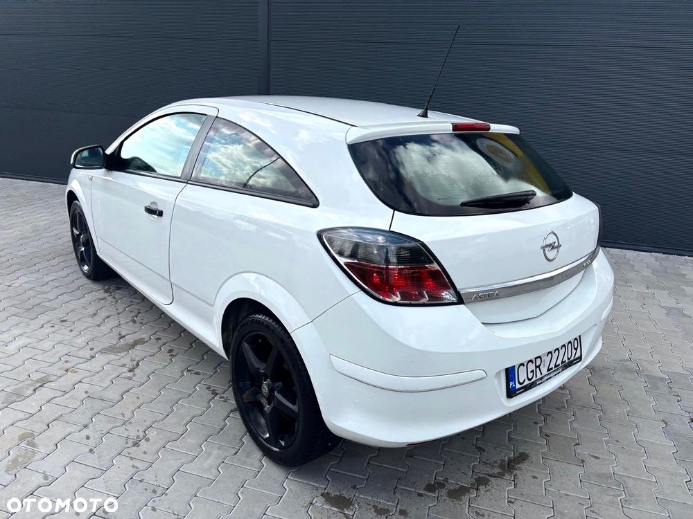Opel Astra GTC 1.4 - 3