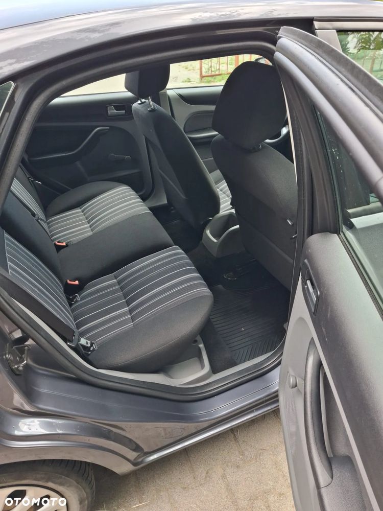 Ford Focus - 4