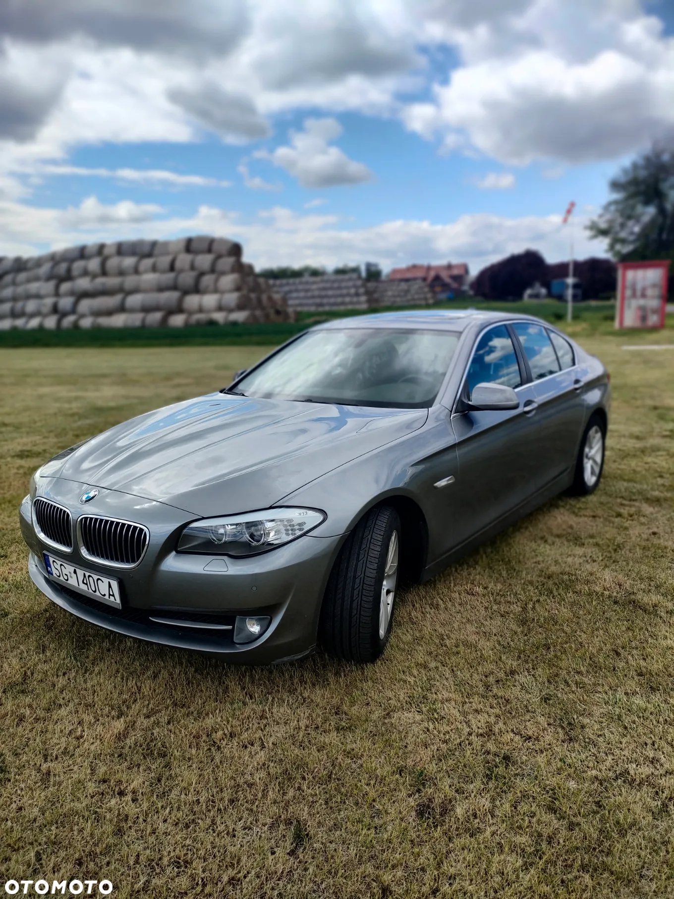 BMW Seria 5 528i xDrive - 12