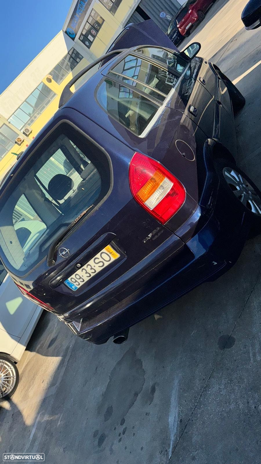 Opel Zafira de 2001 para peças - 3