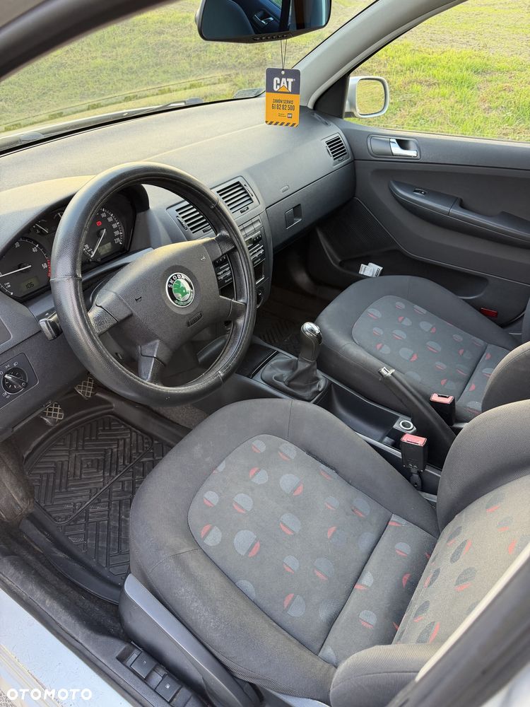 Skoda Fabia - 5