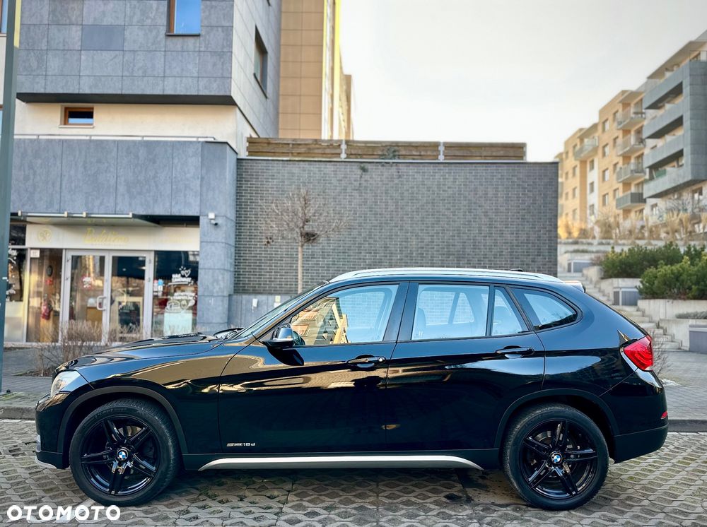 BMW X1 sDrive18d xLine - 34