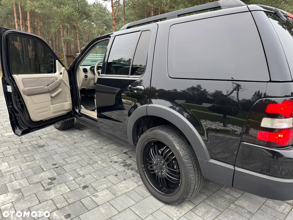 Ford Explorer 4.0 4WD - 23