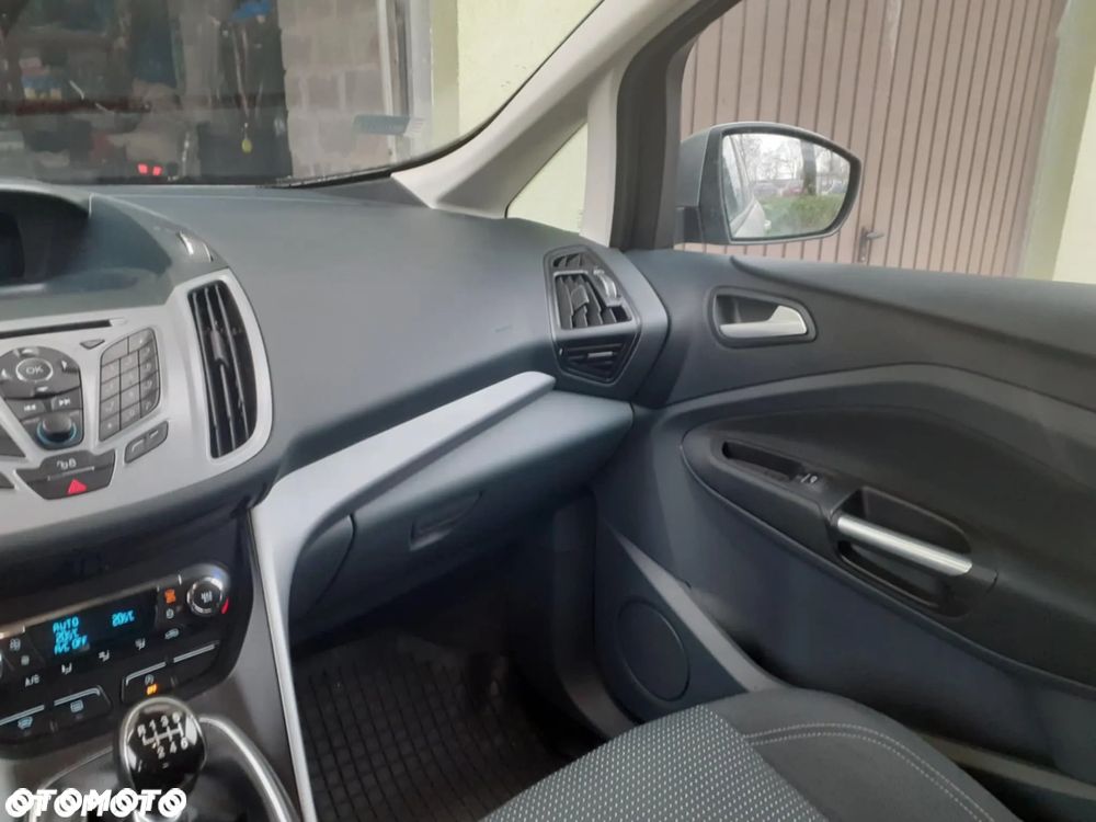 Ford C-MAX 1.6 TDCi Titanium - 3