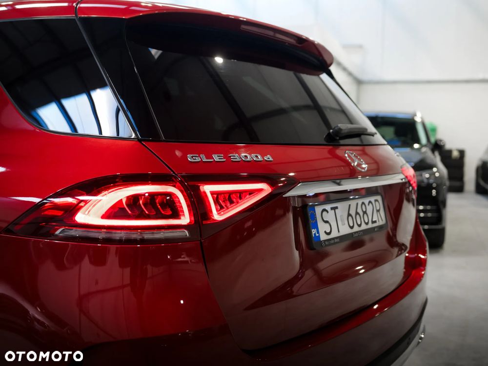 Mercedes-Benz GLE 300 d 4Matic 9G-TRONIC AMG Line - 7